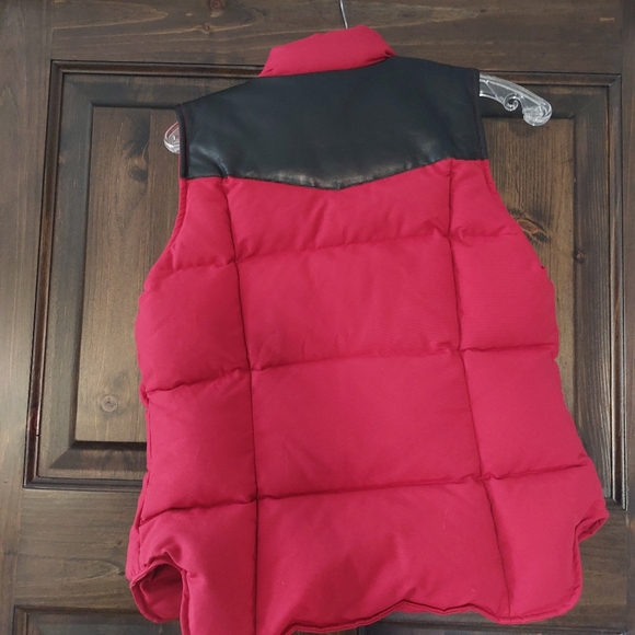 Moose knuckles red leather vest - Picture 3 of 5